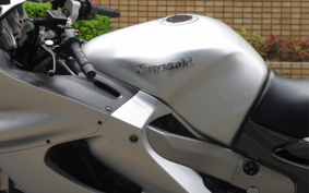 KAWASAKI ZZ1200 NINJA R 2002 20C001