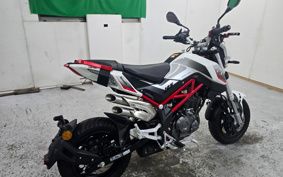 BENELLI TNT125