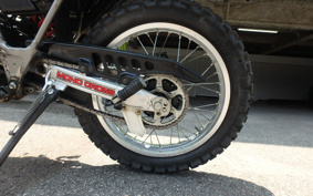 YAMAHA SEROW 225 KICK 1KH