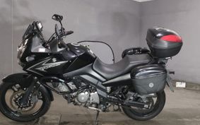 SUZUKI DL650 ( V-Strom 650 ) 2010 B1111