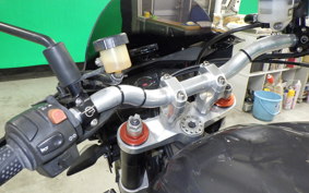 APRILIA TUONO 1000 2006