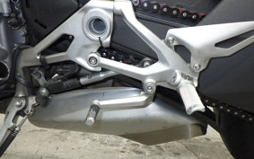 DUCATI STREETFIGHTER V4 S 2021