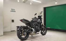 TRIUMPH TRIDENT 660 2022