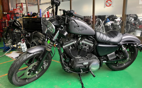 HARLEY XL883N 2017 LE2