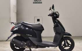 SUZUKI ﾚｯﾂ 2015 CA4AA
