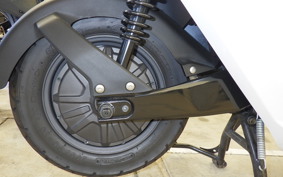 HONDA EM1 e: EF16