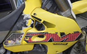 SUZUKI RM125 RF15A