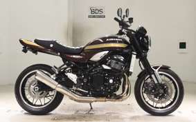 KAWASAKI Z900RS 2025 ZR900K