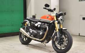 TRIUMPH SPEED ​​TWIN 1200 RS 2025