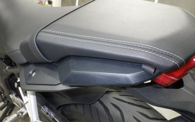 HONDA CB650R 2021 RH03