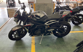 TRIUMPH  TRIUMPH  STREET  TRIPLE RS 2021 HDA554