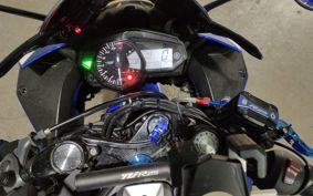 YAMAHA YZF-R25 RG10