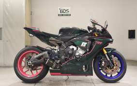 YAMAHA YZF-R1 2016