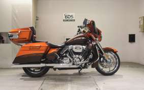 HARLEY FLHXSE 1800CVO 2012