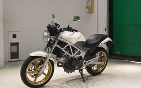 HONDA VTR 250 Gen. 2