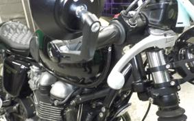 TRIUMPH THRUXTON 900 2013