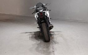 YAMAHA YZF-R6 2018 RJ27
