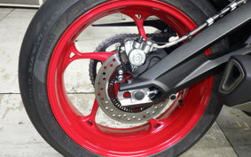 TRIUMPH STREET TRIPLE RX 2026