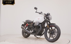 MOTO GUZZI V7ストーン TEN 2025