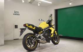 KAWASAKI ER600 N 2012