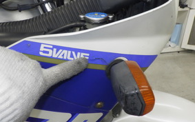 YAMAHA FZR750 1988 2LM