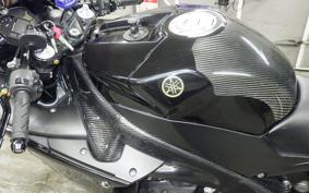 YAMAHA YZF-R1 2015