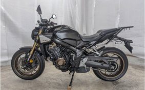 HONDA CB650R E-Clutch 2025 RH17