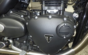 TRIUMPH STREET TWIN 2022