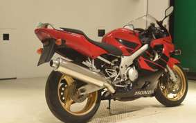 HONDA CBR600F GEN 2 2000 PC35