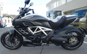 DUCATI DIAVEL AMG 2013