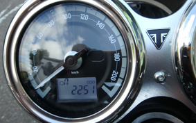 TRIUMPH BONNEVILLE T120 BLACK 2023 DAD75H