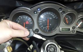 KAWASAKI ZZ1200 NINJA R 2005 ZXT20C