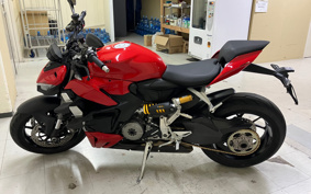 DUCATI  DUCATI  STREET  FIGHTER V2 2022 3F00