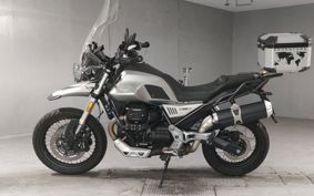 MOTO GUZZI V85 TT ..