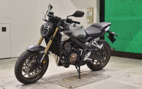 HONDA CB650R E-Clutch 2025 RH17