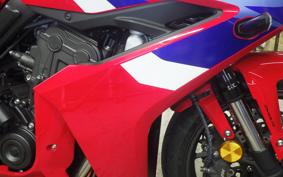 HONDA CBR650R E-Clutch 2026 RH17