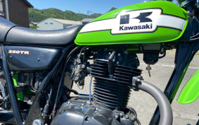 KAWASAKI 250TR BJ250F