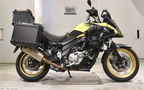 SUZUKI DL650 ( V-Strom 650 ) XTA 2018 C733A