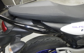 SUZUKI ｸﾞﾗﾃﾞｨｳｽ400 2013 VK58A