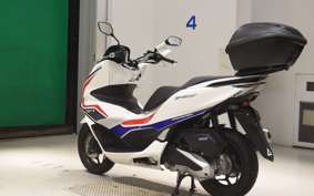 HONDA PCX 125 2003 JK05