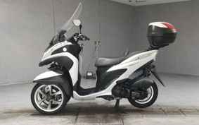 YAMAHA TRICITY 125 SE82J