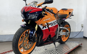HONDA CBR600RR 2014 PC40