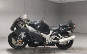 SUZUKI GSX1300R HAYABUSA 1999 GW71A