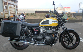 TRIUMPH BONNEVILLE NEW TEA -CHI 2015 TJ9107