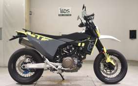 HUSQVARNA 701SM 2025