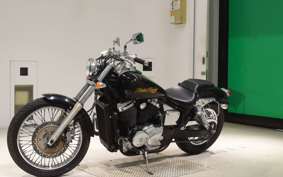 HONDA SHADOW 400 SLASHER 2000 NC40