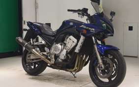 YAMAHA FZS1000 FAZER 2004