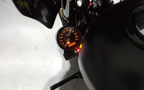 HARLEY XL883N LE2