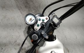 SUZUKI GLASS TRACKER BIG BOY NJ47A