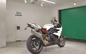 TRIUMPH DAYTONA 675 R 2015